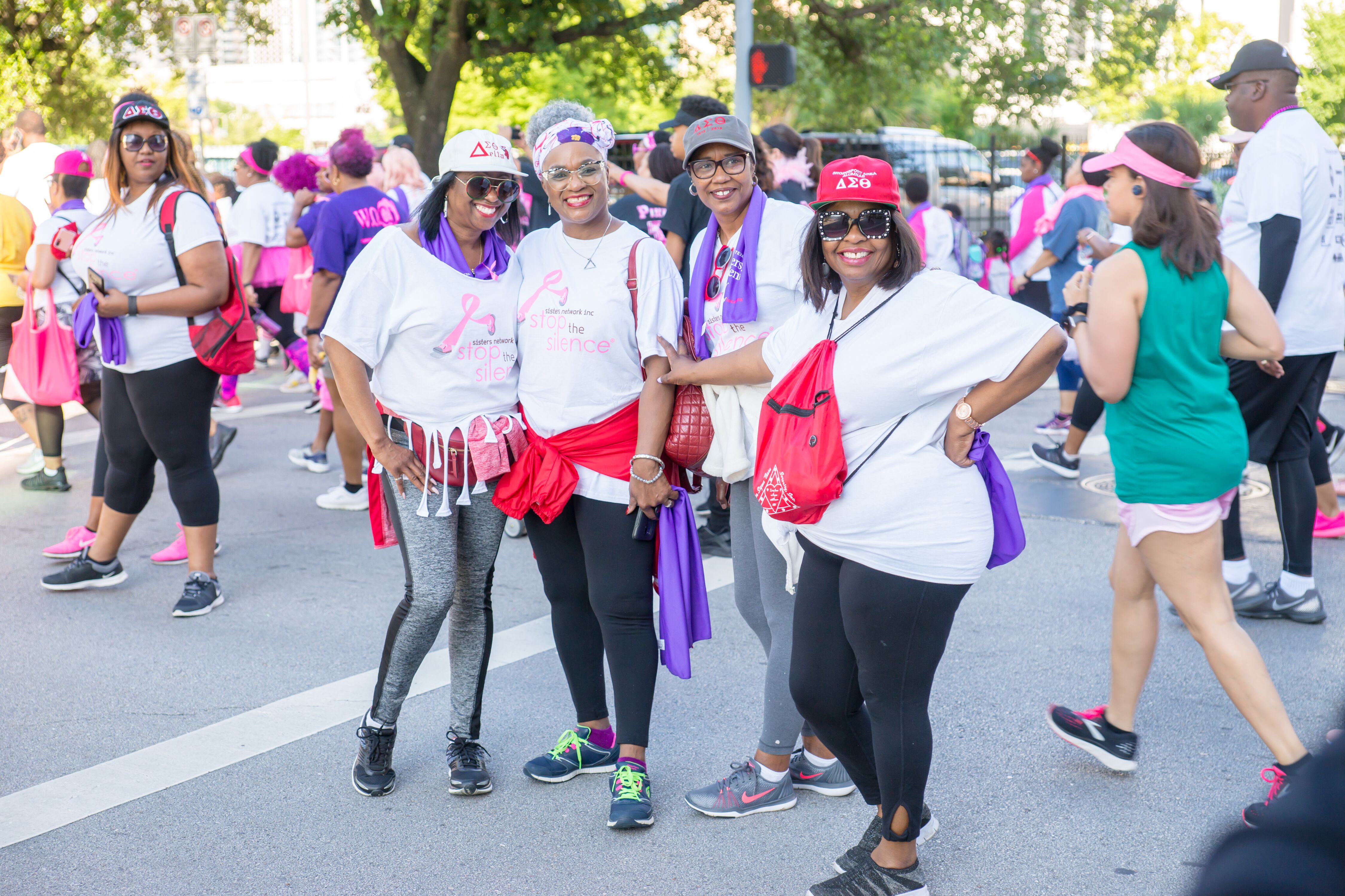 http://sistersnetworkinc.org/photogallery/665.%20Delta%20team.jpg